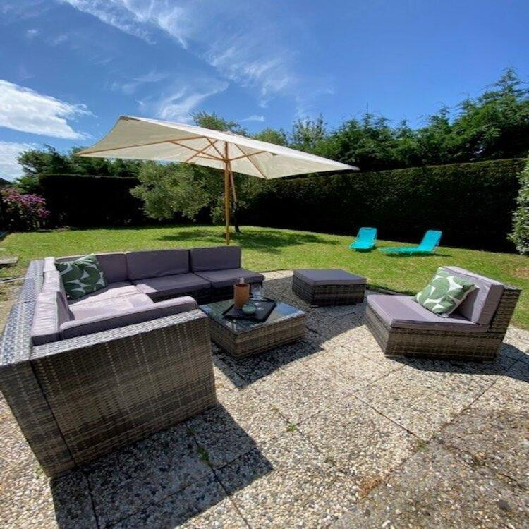 Garden seating